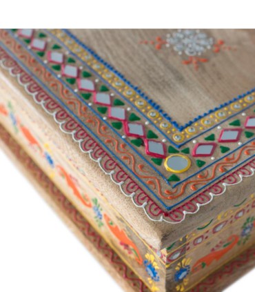 Mesa de Centro de Madera de Mango Pintada a Mano Leocadio, detalle