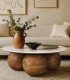 Mesa De Centro Redonda Con Tapa De Mármol Y Base De Madera Escultural Leclerc, ambiente