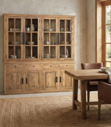 Alacena de Madera de Mango Natural con Vitrina y Cajones Villaclara, ambiente