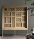 Alacena de Madera de Mango con Puertas Correderas Talladas y Base de Metal Zafiro, ambiente