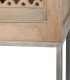 Alacena de Madera de Mango con Puertas Correderas Talladas y Base de Metal Zafiro, detalle pata