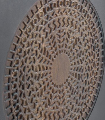 Mesita de Noche de Madera de Mango con Patas Metálicas Doradas Zafira, centro