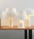 Lámpara de Mesa Artesanal con Pantalla de Papel Maché Blanca Peper