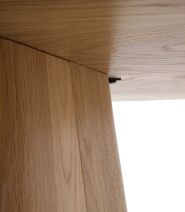 Mesa de Comedor Ovalada Maeve, detalle bajo