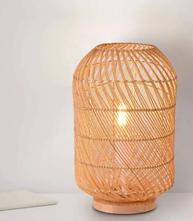 Lámpara de Sobremesa de Ratán y Madera Paulo, ambiente