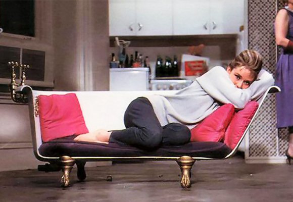INTERIORES Y MUEBLES DE PELÍCULA: 'DESAYUNO CON DIAMANTES', DE BLAKE EDWARDS (1961)