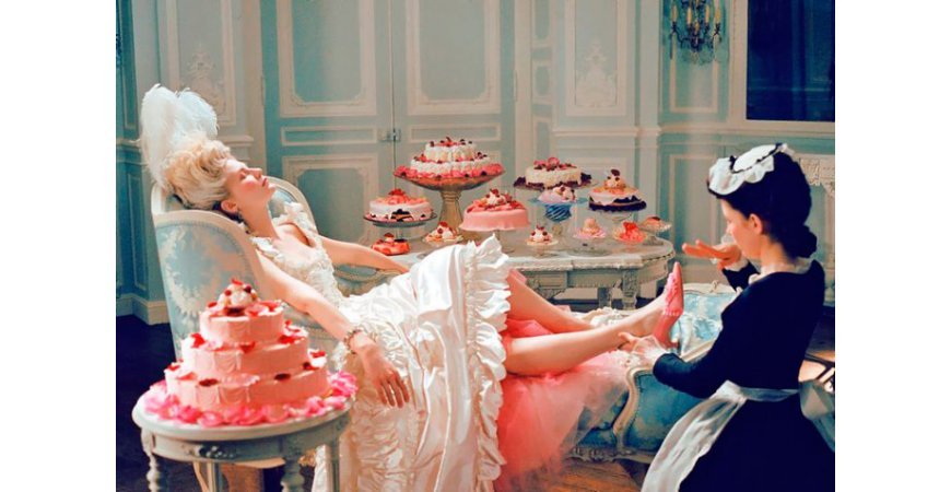 INTERIORES Y MUEBLES DE PELÍCULA: MARÍA ANTONIETA DE SOFÍA COPPOLA