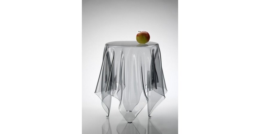 MUEBLES INVISIBLE: ACRÍLICO Y CRISTAL AL SERVICIO DEL DISEÑO